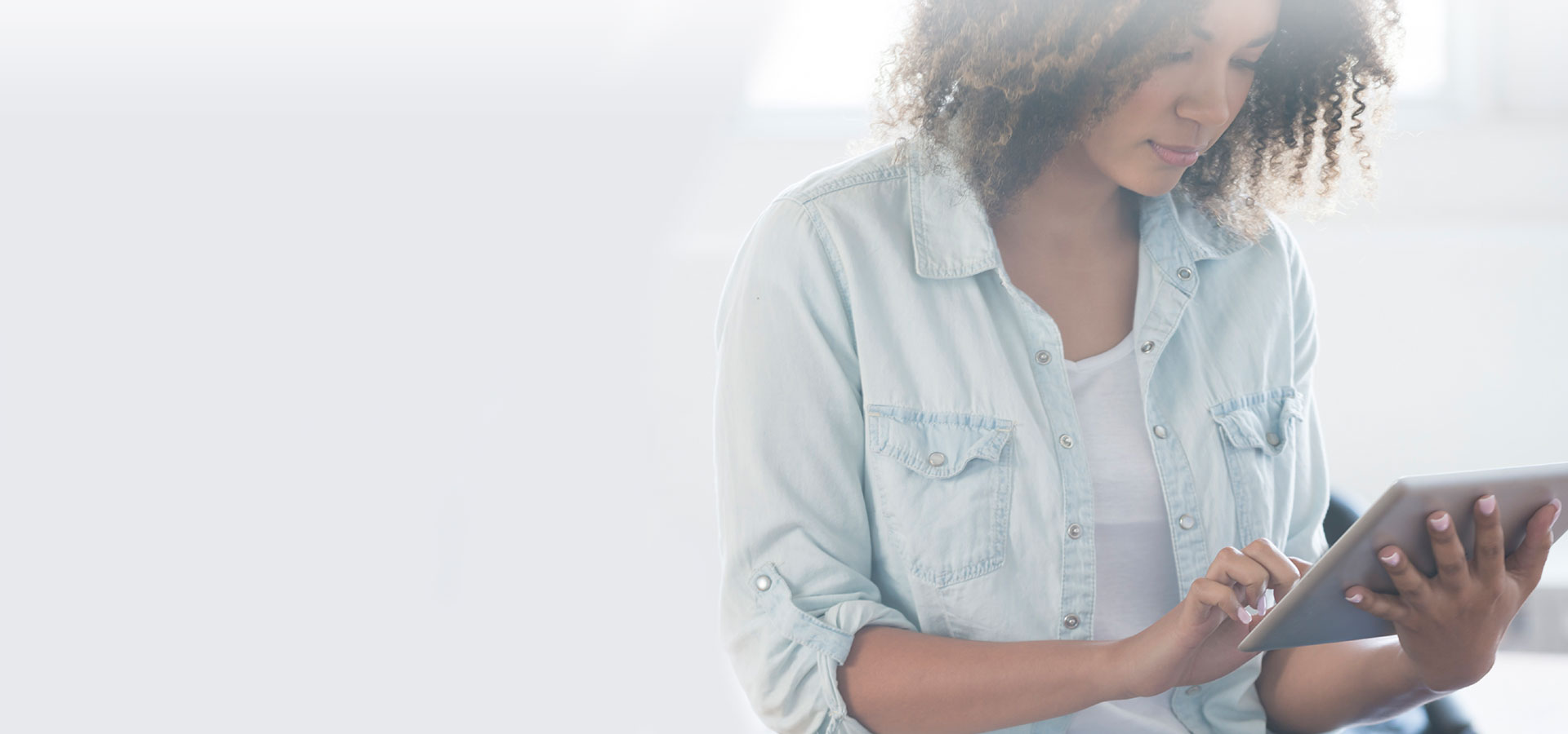 Connect Hearing Aids To Your Phone Tv And More Oticon